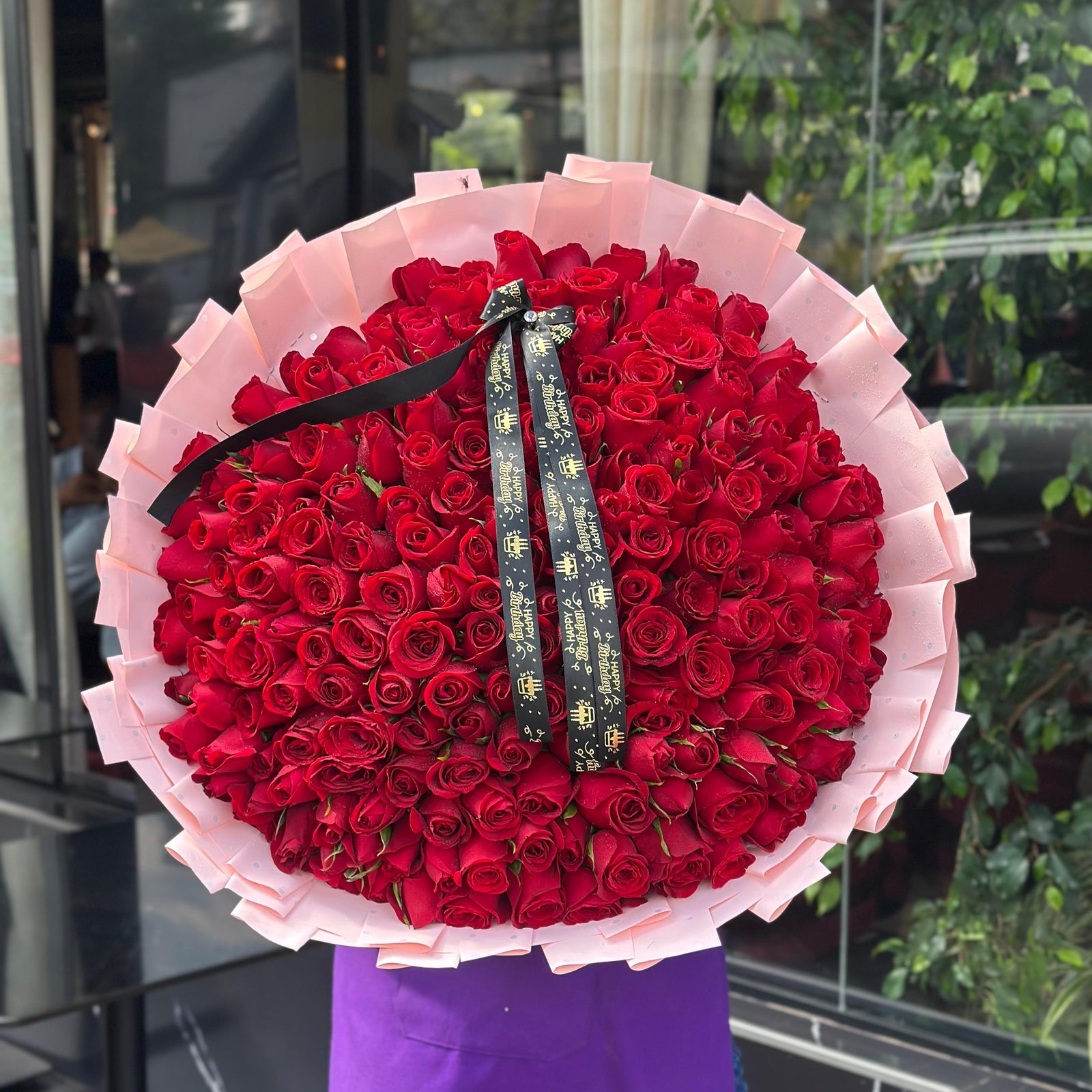 Bold In Red-200 Roses