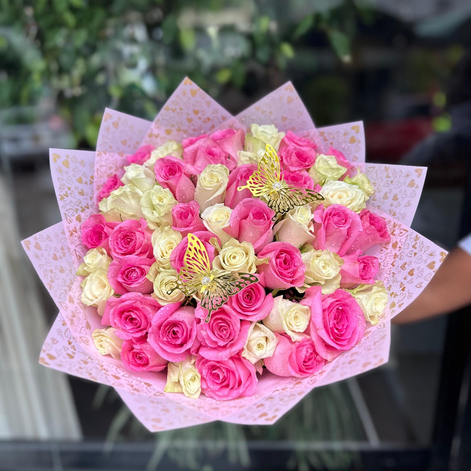Royal Bloom- Pink And White Roses