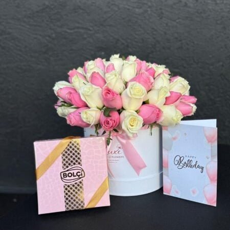 Pink &\ White Rose Hat Box