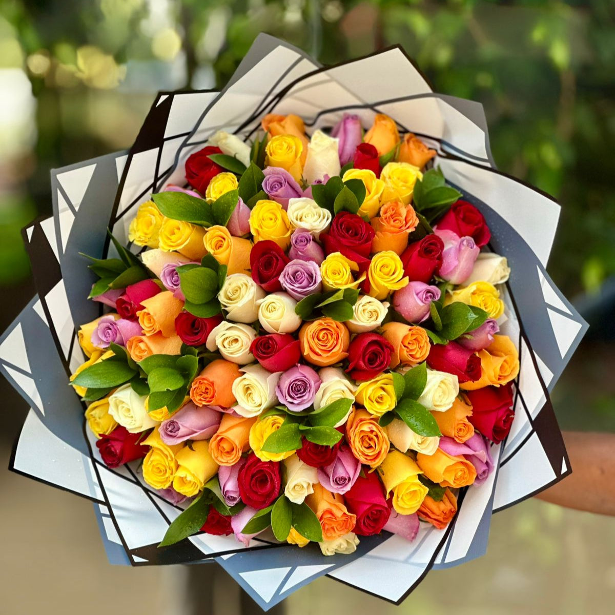 Love In Mixed Roses